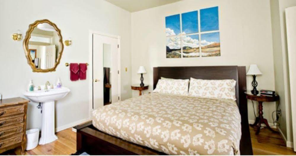 Queen Anne Bed And Breakfast DEN Екстериор снимка